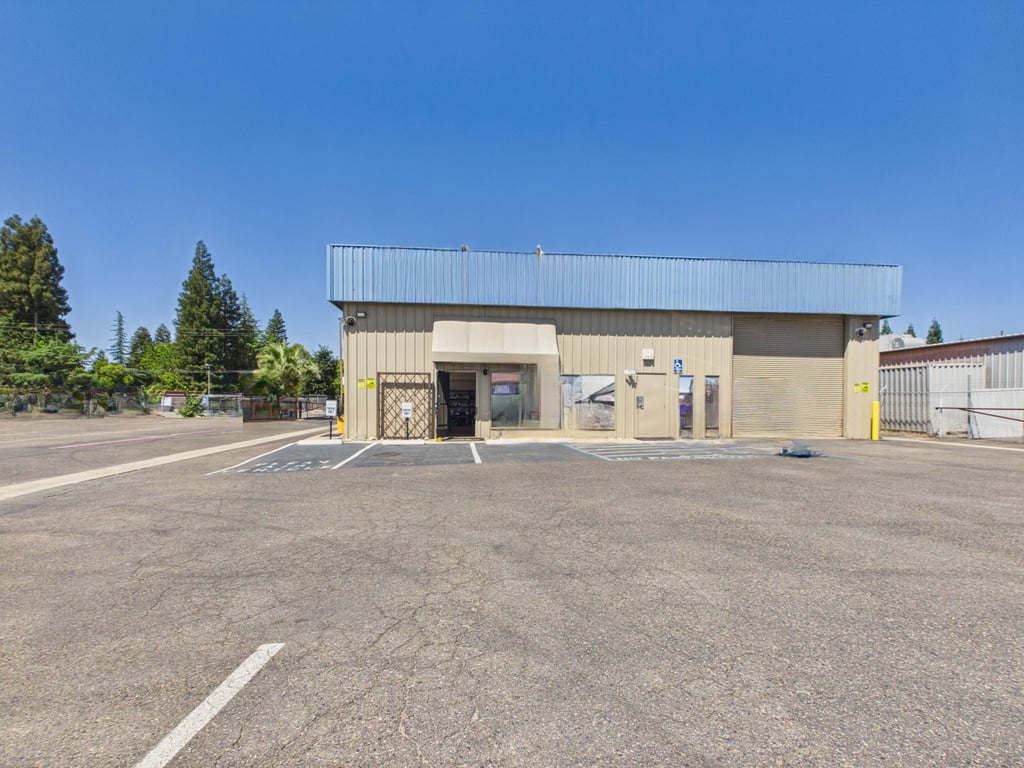 10204 HWY 41, ROLLING HILLS