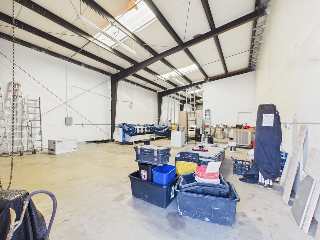 10204 HWY 41 - Photo 7