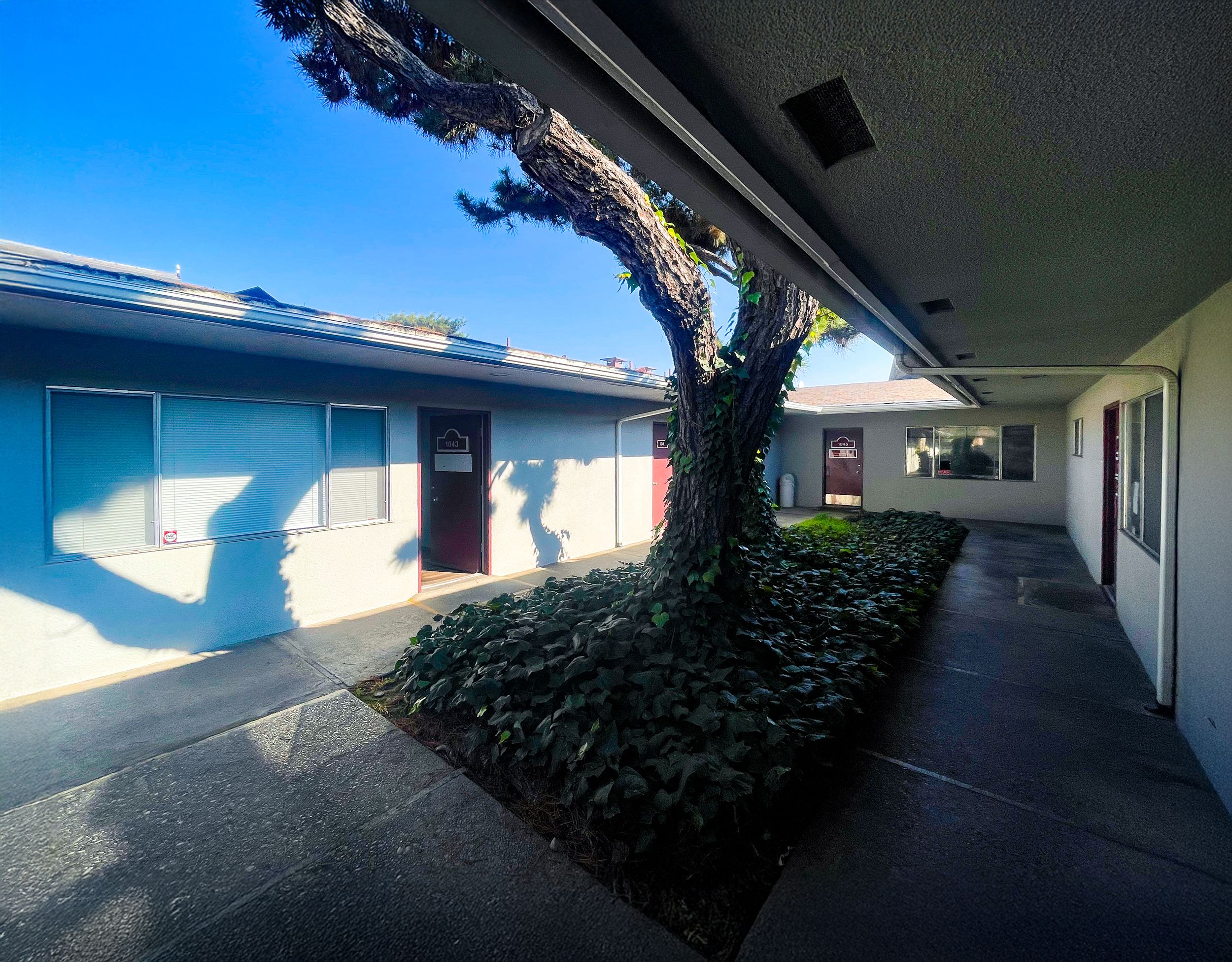 1043 R Street, Fresno, CA  93721, Fresno