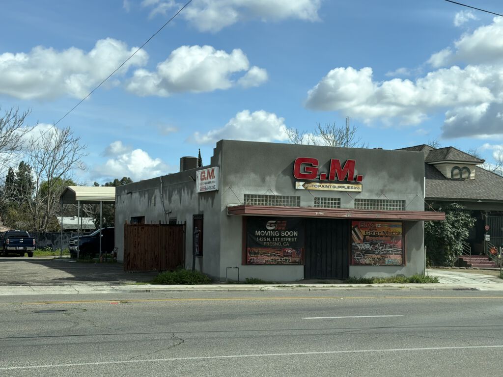 1100 N Fresno St - Photo 3