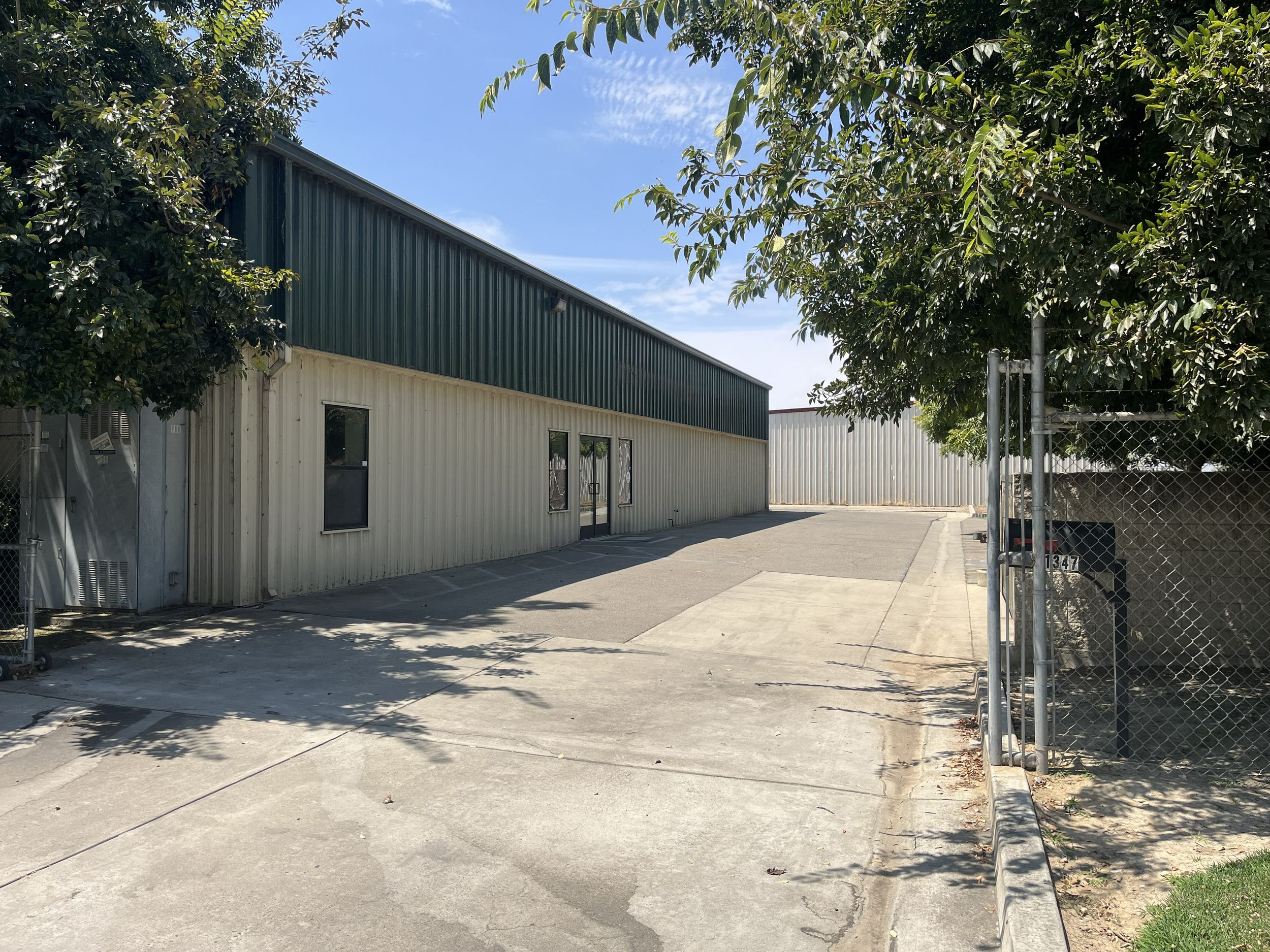 1347 N Century St, Visalia, CA  93291, Visalia