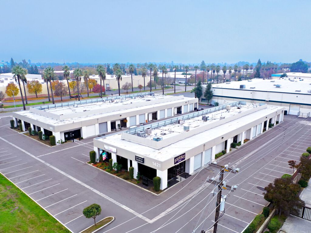 1401-1421 N. Clovis Avenue, Fresno