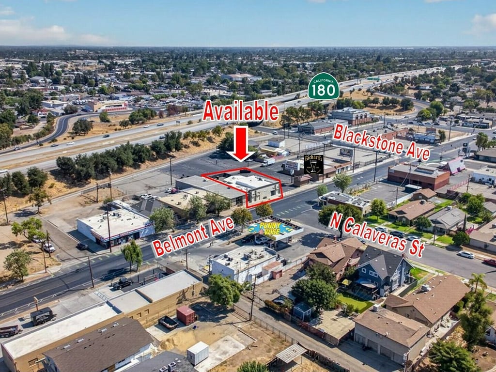 1533 E Belmont Ave - Photo 2