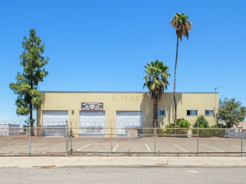1710 West Pine Avenue, Fresno