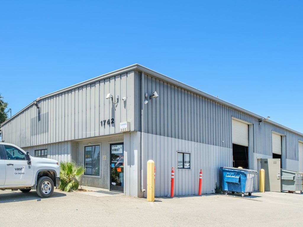 1742 West Pine Avenue, Fresno