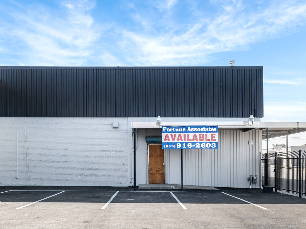 2045 S Van Ness Ave - Photo 5
