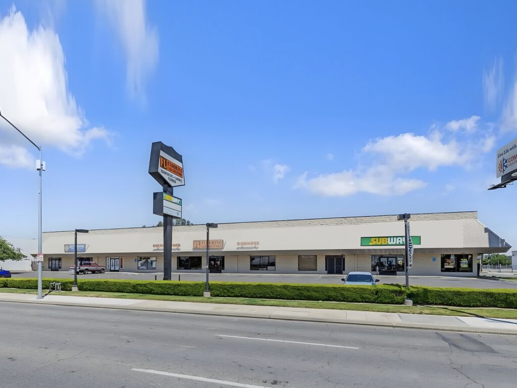 2456 North Clovis Avenue, Fresno