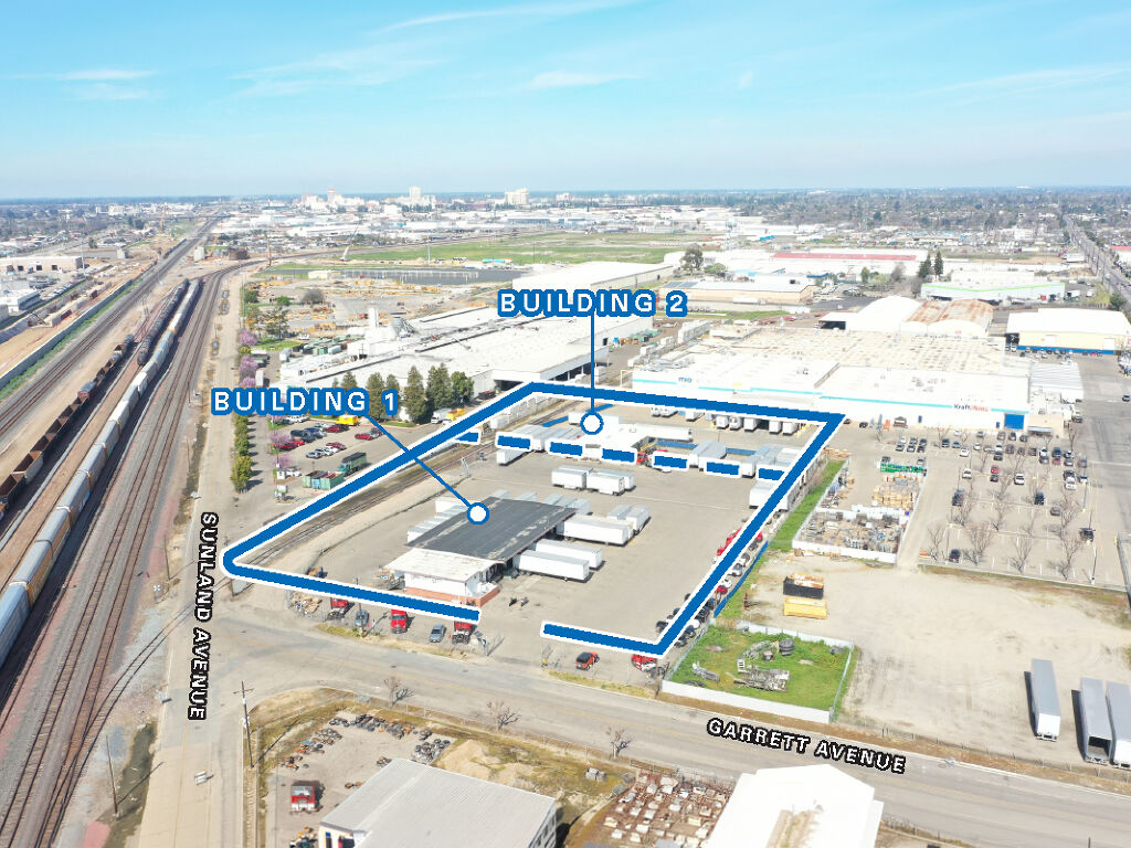 2575 South Sunland Avenue - Photo 2