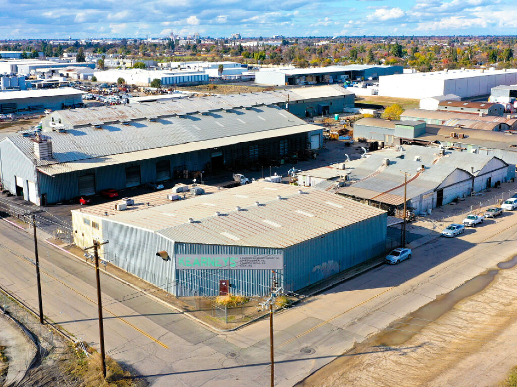 2660 S. Dearing Avenue, Fresno