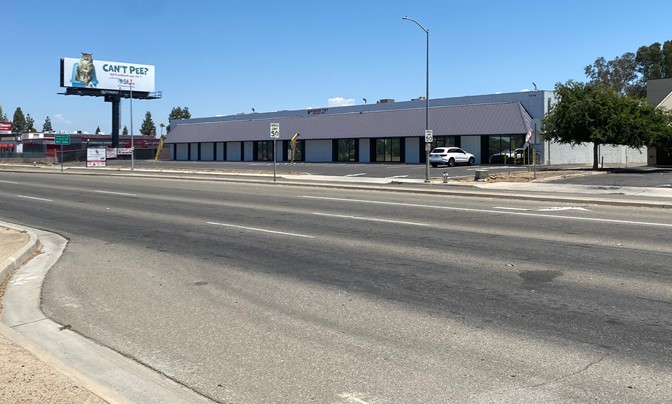 2727  N. Grove Industrial Drive Fresno, California 93727 - Photo 2
