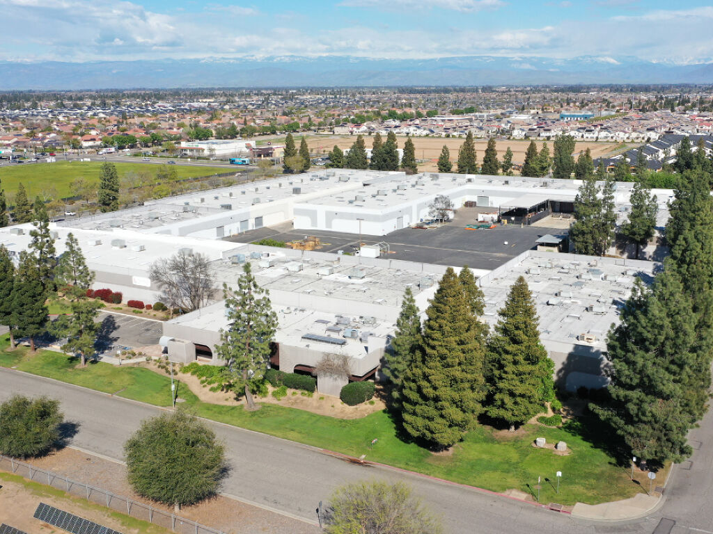2842 N Business Park Ave, Fresno