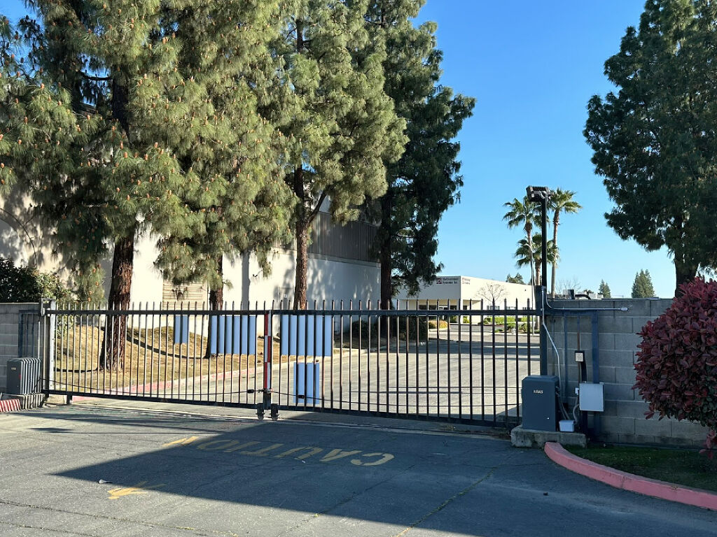 2842 N Business Park Ave - Photo 6