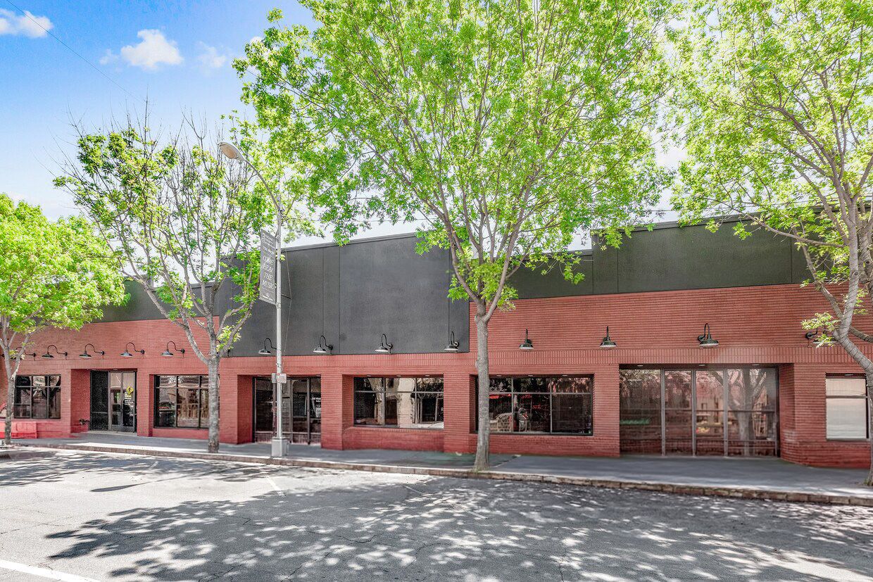 309 West Main Street, Visalia, CA  93291, Visalia