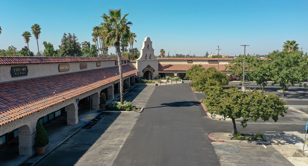 335-393 E. Shaw Avenue & 4965 N. Fresno Street, Fresno, CA  93710, Fresno