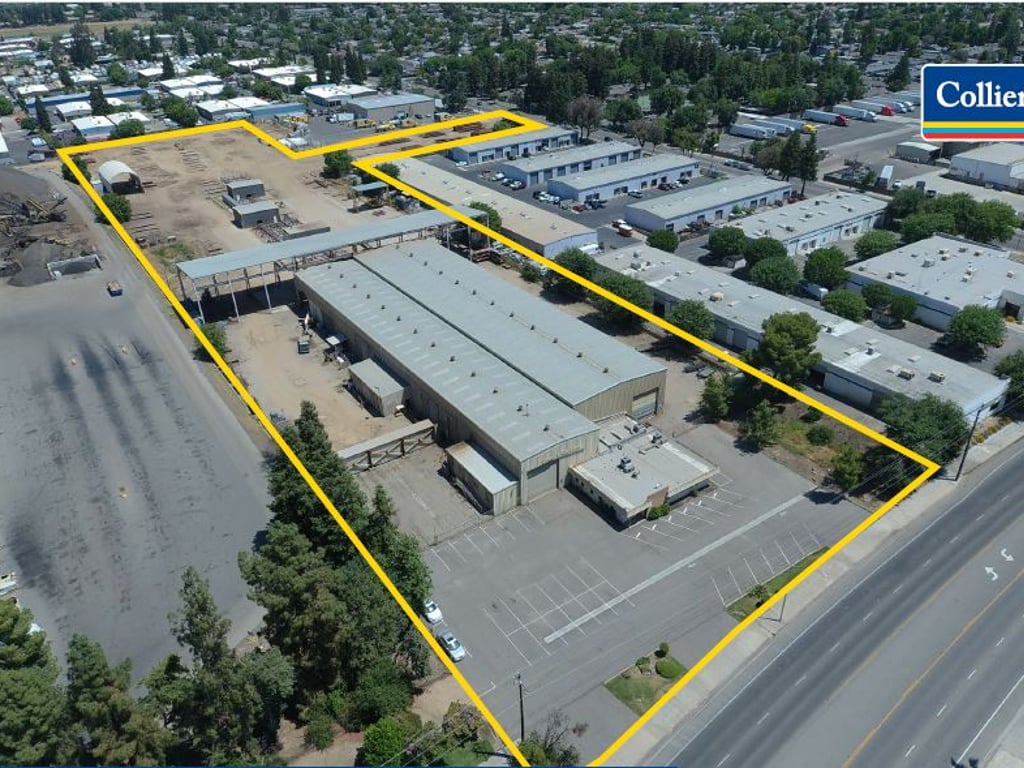 3488 W Ashlan Ave, Fresno