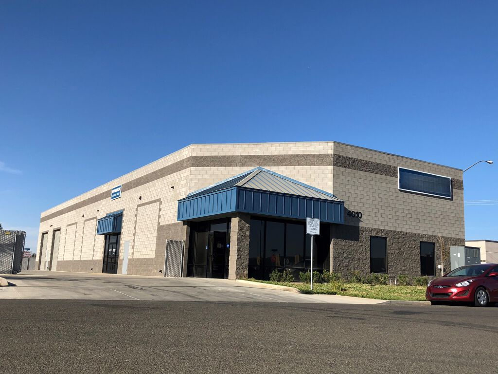 4010 W Ashcroft Ave, Fresno