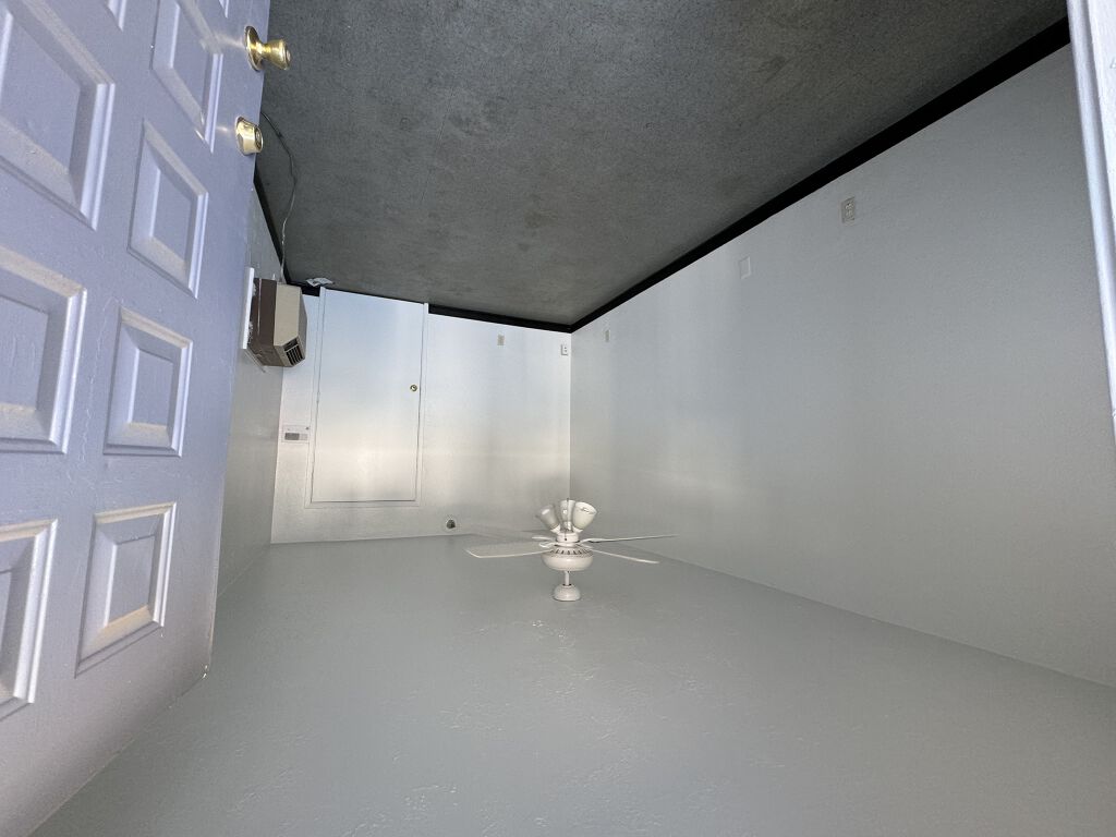4041 N Valentine Ave - Photo 4