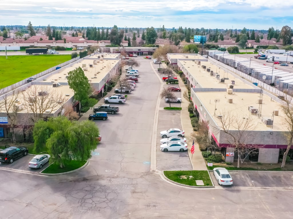 4317-4343 N Golden State Blvd, Fresno
