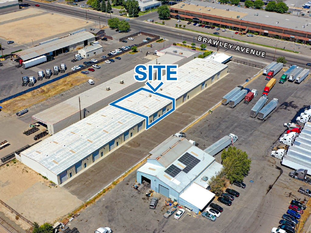 4435 N Brawley Ave - Photo 2