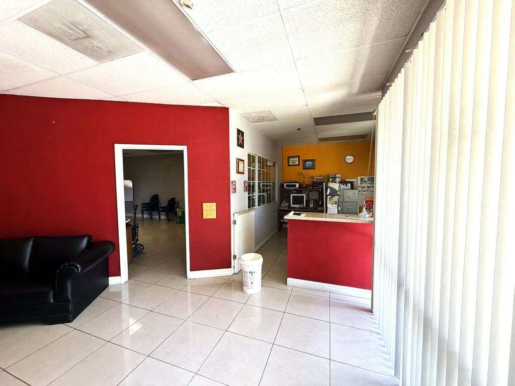 4672 W Jennifer Avenue - Photo 7