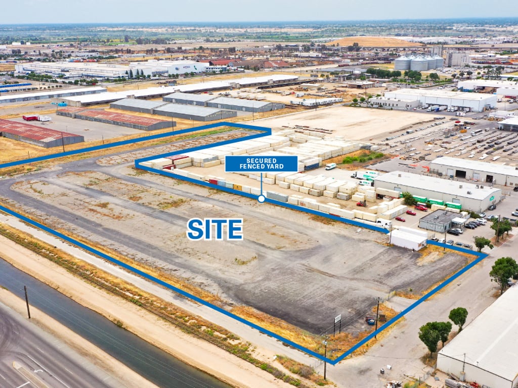 4750 E Commerce Ave, Fresno