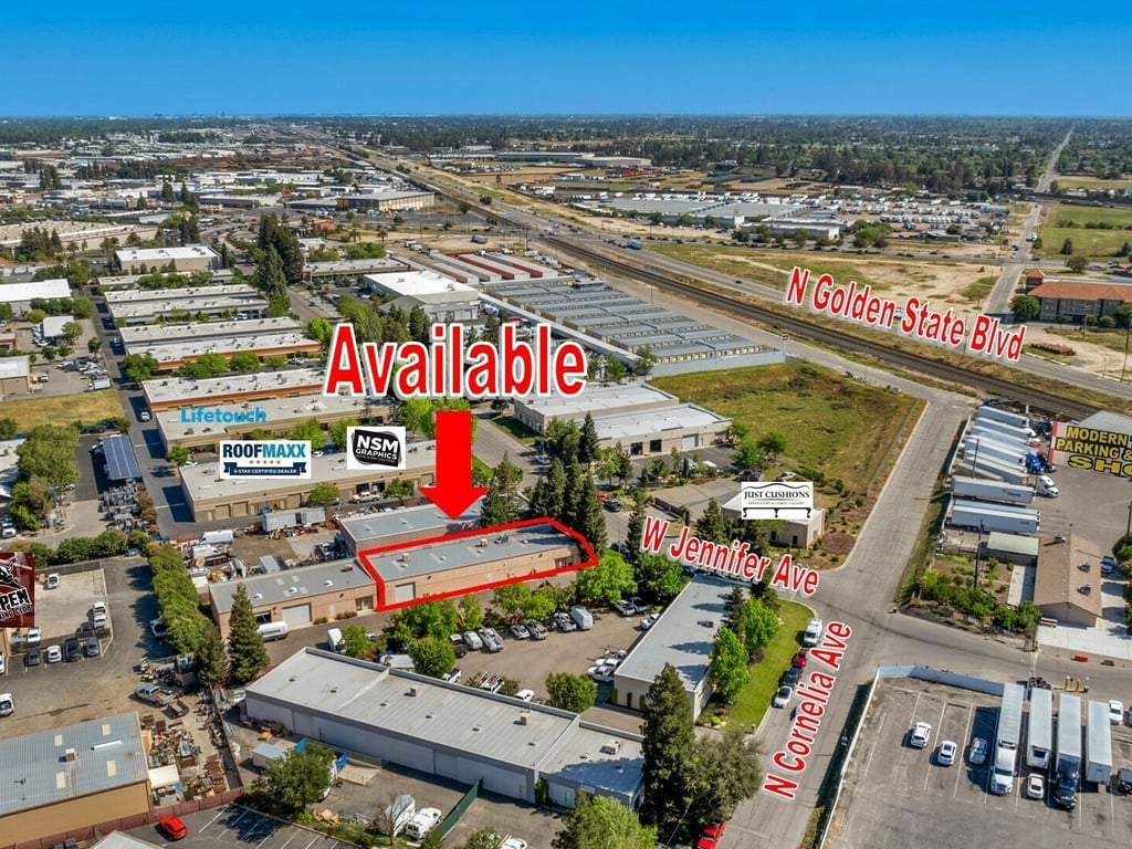 4780 West Jennifer Avenue - Photo 2