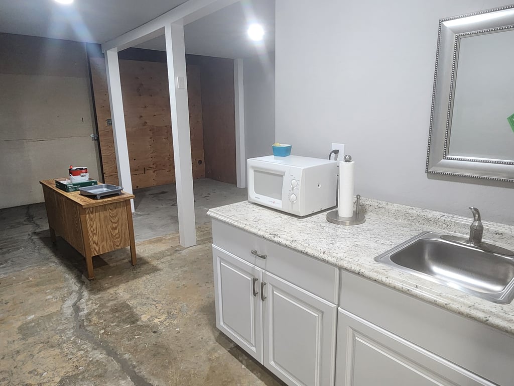 4959 E Dakota Ave, Suite B - Photo 5