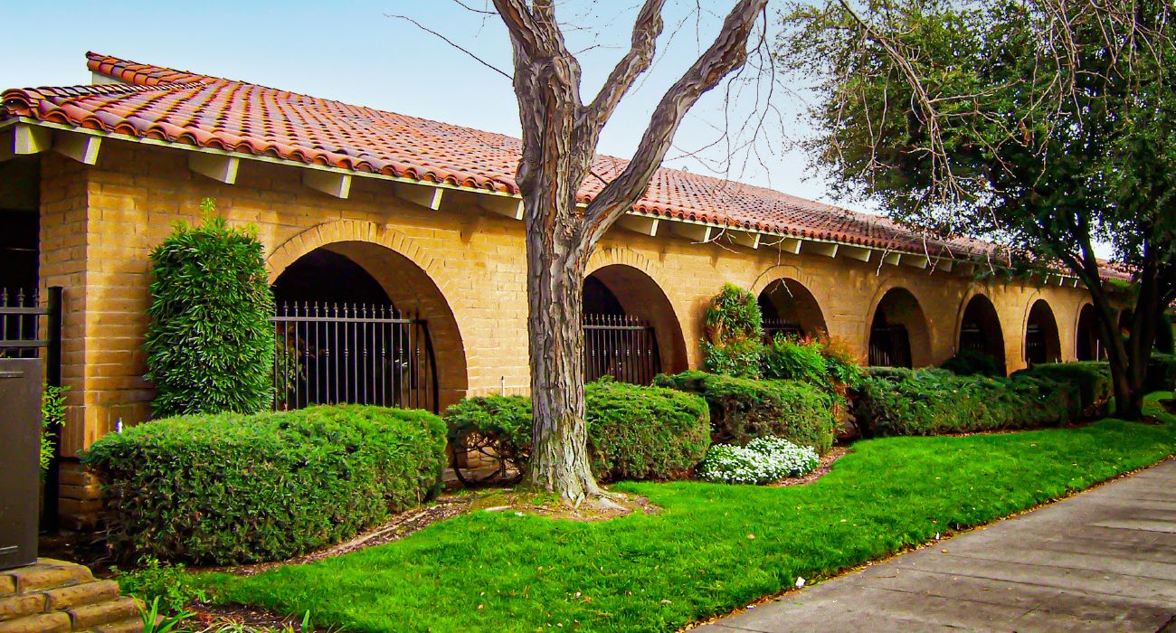 5070 N. Sixth Street, Fresno, CA  93710, Fresno