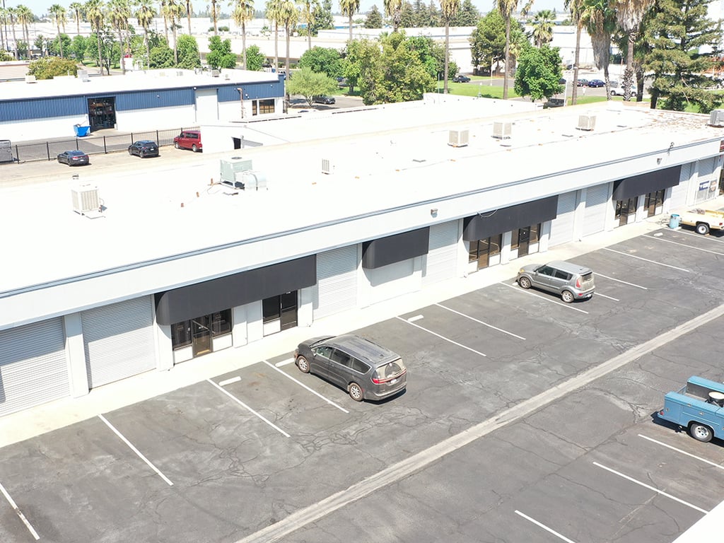 5494 E Lamona Ave - Photo 4