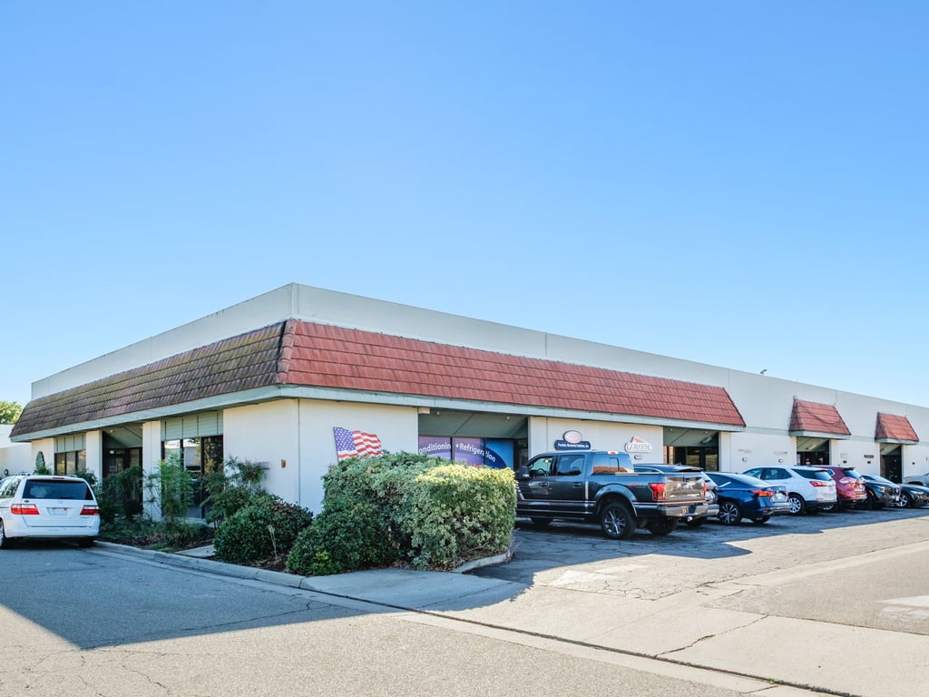 5654 East Westover Avenue, Fresno