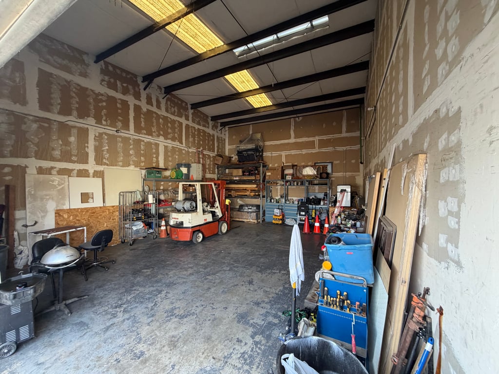 5753 W Barstow Ave - Photo 4