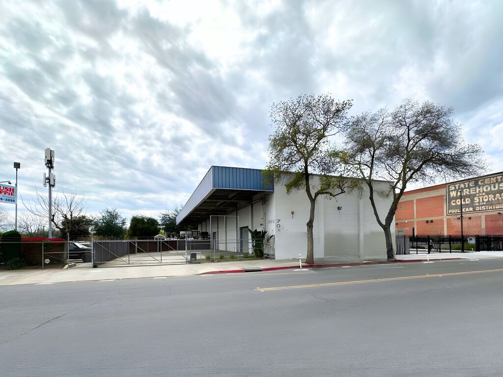 705 R St, Fresno