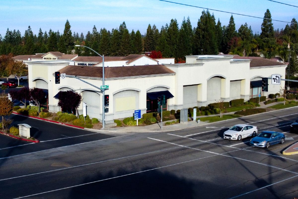 7075 & 7077 N. West Avenue, Fresno, CA  93711-0461 - Photo 7