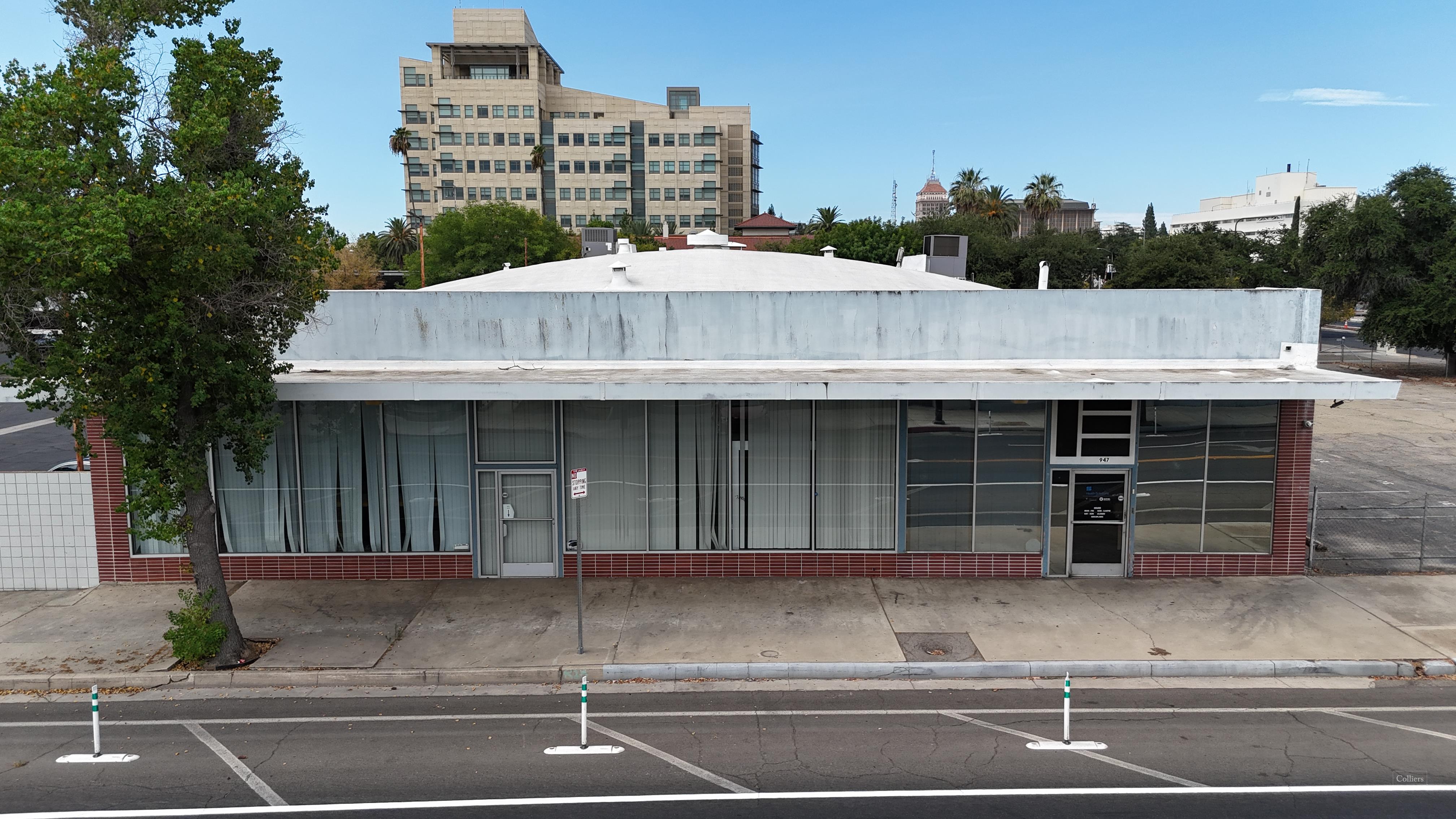 947 R St, Fresno, CA 93721, USA, Fresno