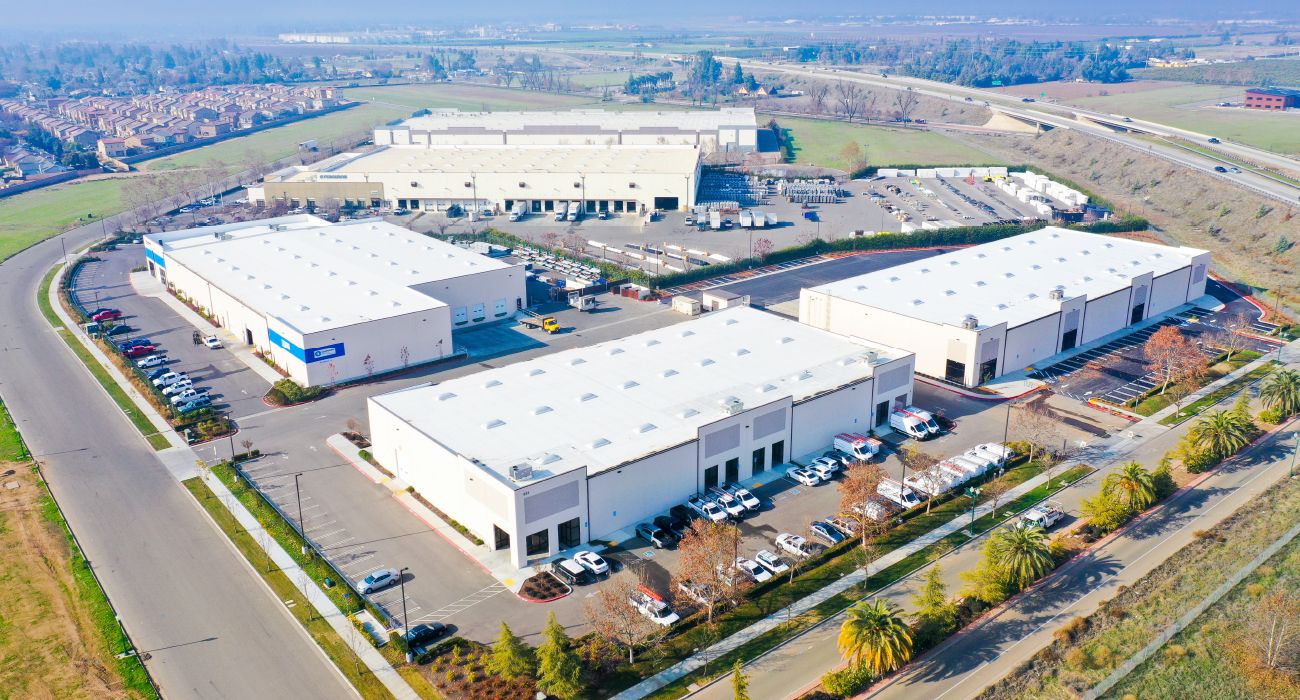 Fancher Creek Business Park, Fresno, CA  93727 - Photo 2
